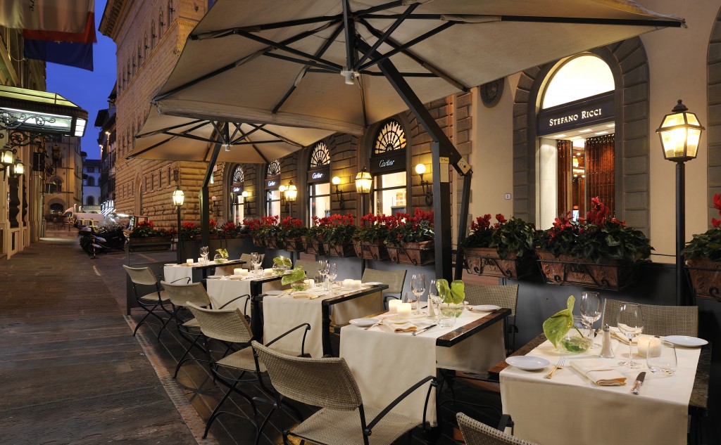 Helvetia-Bristol-Florence-Restaurant-Al-fresco-dinning